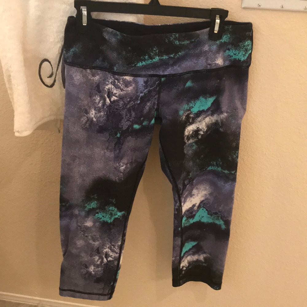 Lululemon wunder under